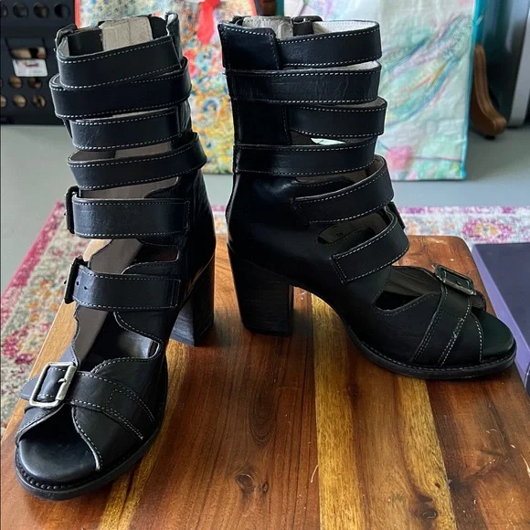 FREEBIRD Bond, Black, 7, NEW - Picture 3 of 6